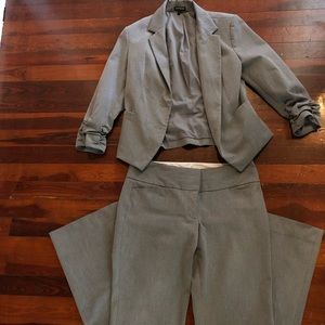Express Editor Gray Suit - Size 4